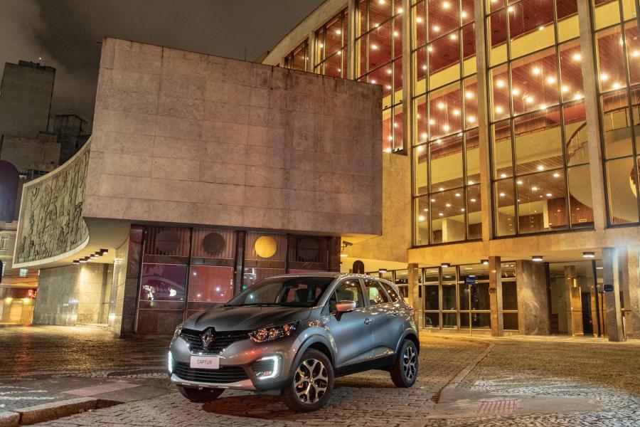  Renault Captur Bose 2018 года  (LA) (фото 37 из 38)